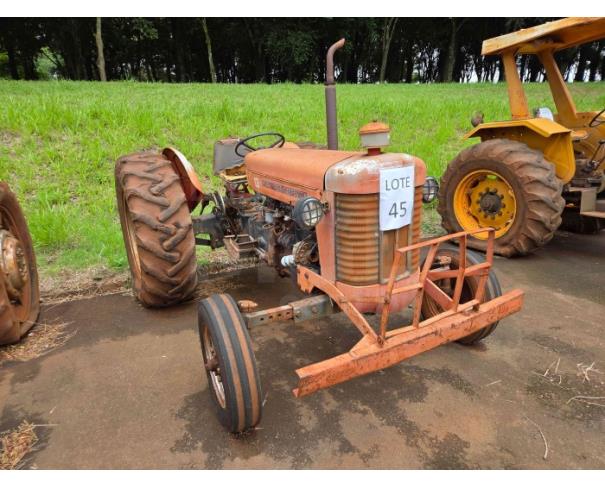 Foto de LONDRINA/PR -  TRATOR AGRÍCOLA 4X2 MARCA MASSEY FERGUSSON MODELO MF 65X