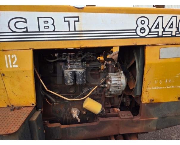 Foto de LONDRINA/PR - TRATOR AGRÍCOLA 4X2 MARCA CBT, MODELO 8440