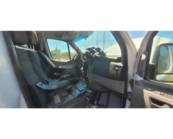 Foto de ARAMBARÉ/RS - Caminhão Mercedes Benz 415 Marimar Ambulância, 2013/2014, DIESEL 