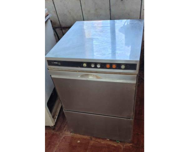 Foto de SÃO MIGUEL DO OESTE/SC - LOTE DE EQUIPAMENTOS INDUSTRIAIS PARA LAVANDERIA, COZINHA E REFRIGERAÇÃO