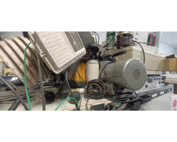 Foto de COLOMBO/PR - Sucatas de equipamentos laboratoriais e de manutenção diversos, câmaras de germinação, refrigerador, agitador, tupia, roçadeira