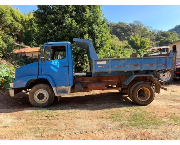 Foto de CARMÉSIA/MG - Caminhão Mercedes Benz L1214, 1990/1990, DIESEL 