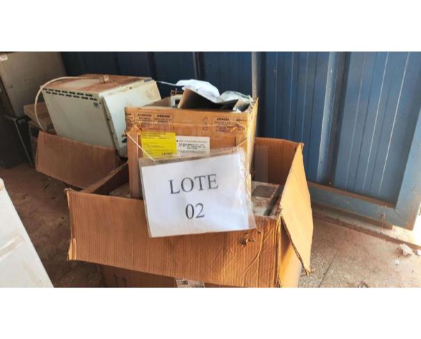 Foto de RONDONOPOLIS/MT - Lote de Autoclave, Seladora, Bomba a Vácuo e Mocho