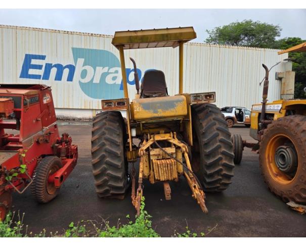Foto de LONDRINA/PR - TRATOR AGRÍCOLA 4X4 MARCA CBT, MODELO 8060