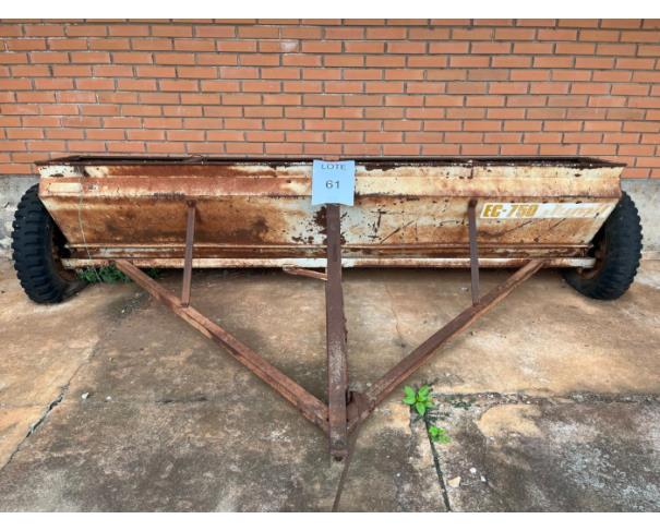 Foto de PONTA GROSSA/PR - SUCATA DE ESPALHADEIRA DE FERTILIZANTES E CALCÁRIO