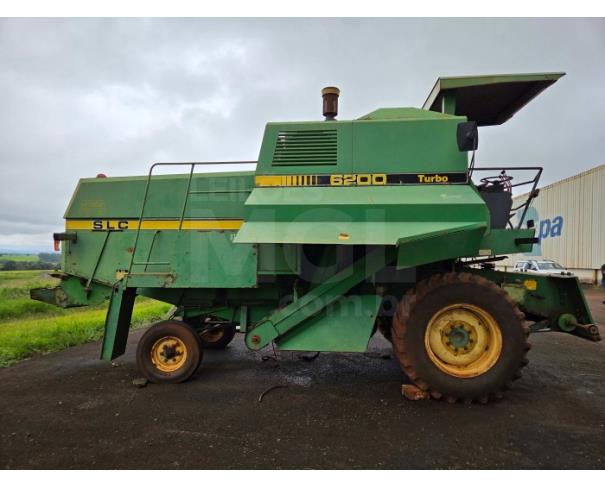 Foto de LONDRINA/PR - SUCATA DE COLHEDEIRA DE GRÃOS SOJA, TRIGO E MILHO SLC 6200