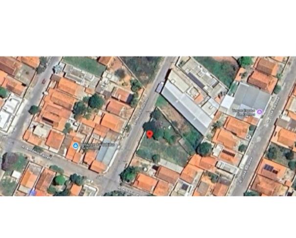 Foto de JANAÚBA/MG — Terreno com 910,88m² no Bairro Planalto