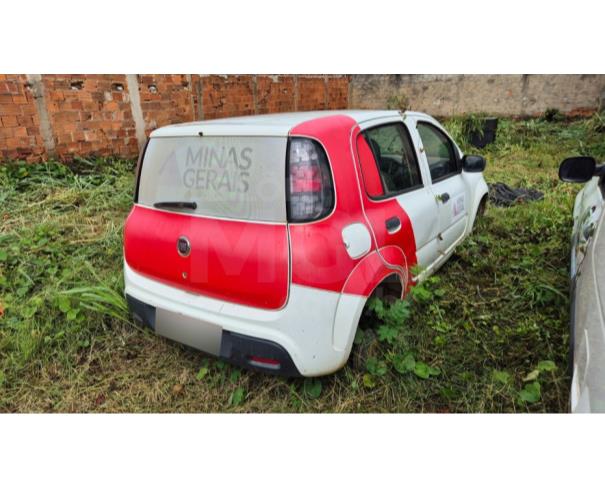 Foto de TUMIRITINGA/MG - CARRO - Fiat Uno Drive 1.0, 2017/2018
