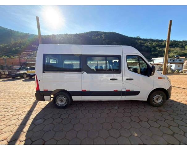 Foto de CARMÉSIA/MG - Micro-ônibus Renault Master Revescap L3H2, 2019/2020, DIESEL