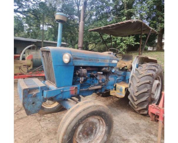 Foto de CHAPECÓ/SC -  LOTE DE TRATOR E IMPLEMENTOS AGRÍCOLAS