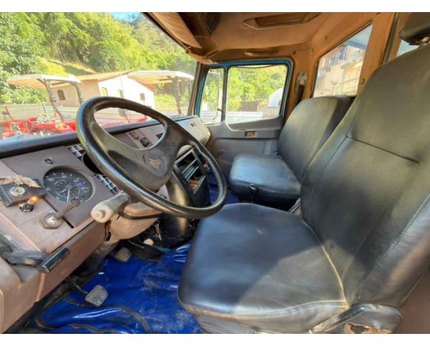Foto de CARMÉSIA/MG - Caminhão Mercedes Benz L1214, 1990/1990, DIESEL 