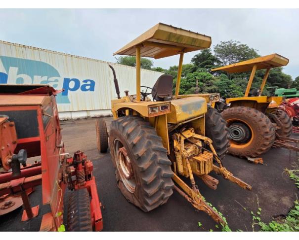 Foto de LONDRINA/PR - TRATOR AGRÍCOLA 4X4 MARCA CBT, MODELO 8060
