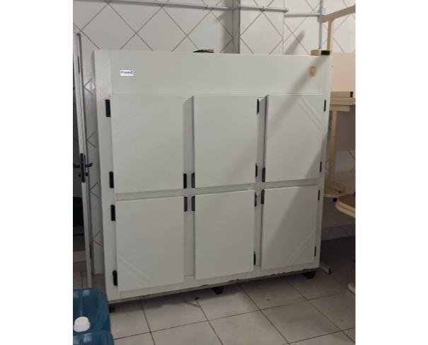 Foto de TUBARÃO/SC - LOTE DE MOBILIÁRIO, ELETRODOMÉSTICOS E EQUIPAMENTOS