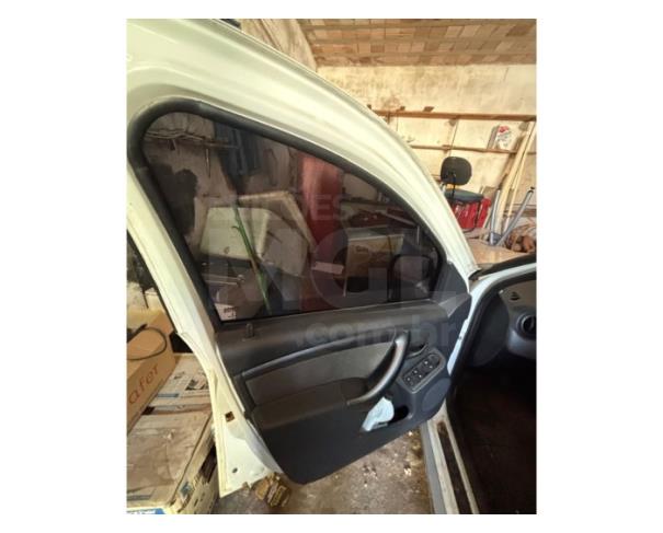 Foto de BAEPENDI/MG - RENAULT Duster 16 D 4X2 - 2012/2013