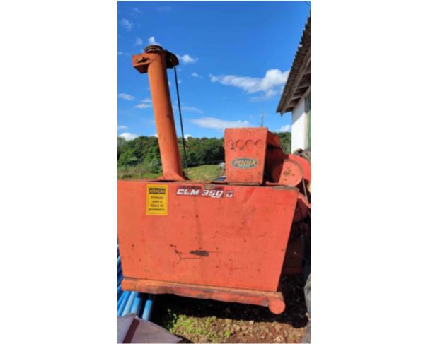 Foto de SÃO MIGUEL DO OESTE/SC - LOTE DE MÁQUINAS E IMPLEMENTOS AGRÍCOLAS