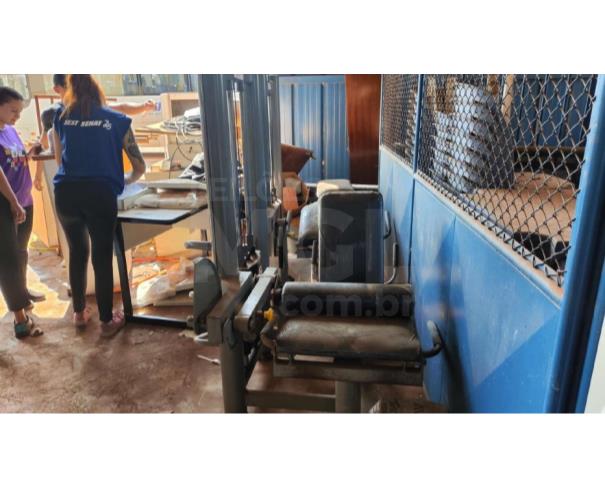 Foto de RONDONOPOLIS/MT - Aparelho de academia – cadeira flexora e extensora