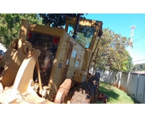 Foto de UBERABA/MG - Motoniveladora PTK-319 Caterpillar, modelo 12G