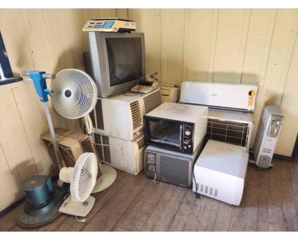 Foto de RIO DO SUL/SC - LOTE DE MOBILIÁRIO, ELETRODOMÉSTICOS E EQUIPAMENTOS