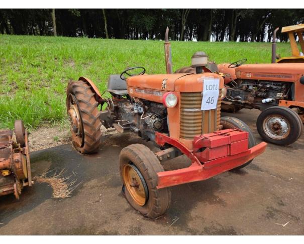 Foto de LONDRINA/PR - TRATOR AGRÍCOLA 4X2 MARCA MASSEY FERGUSSON MODELO MF 55X