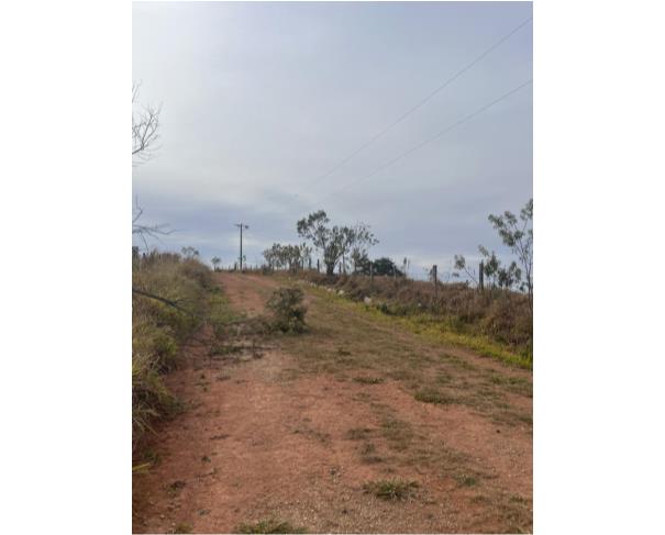 Foto de ESPIRITO SANTO DO DOURADO/MG- Terreno com área de 1.000,00 m², localizado na Rua 1, Chácara 29B, Quadra “C”, do “Chacreamento Dois Irmãos”, Espírito Santo do Dourado/MG.