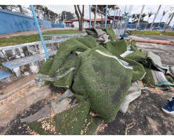 Foto de BELO HORIZONTE/MG - Aproximadamente 2.420m2 de grama sintética sem areia e borracha
