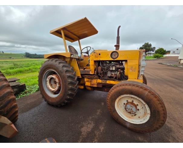 Foto de LONDRINA/PR - TRATOR AGRÍCOLA 4X4 MARCA CBT, MODELO 8060