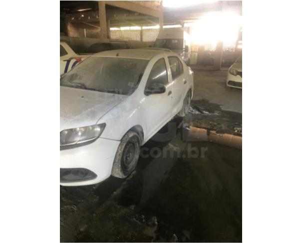 Foto de CRUZEIRO/SP - Renault Logan Authentique 10, 2017/2018, FLEX