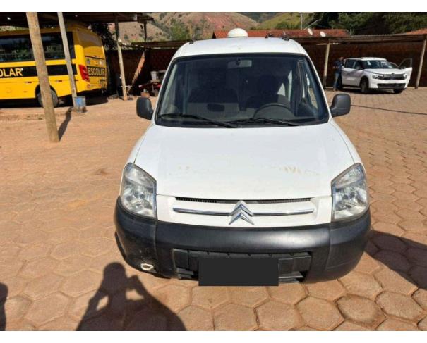Foto de CARMÉSIA/MG - Caminhonete Citroen Berlingo All A, 2018/2019, FLEX 