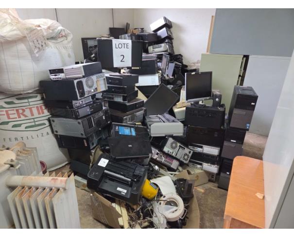 Foto de LONDRINA/PR - SUCATAS DIVERSAS DE TI, MICROCOMPUTADORES, MONITORES, IMPRESSORAS, TELEFONES 