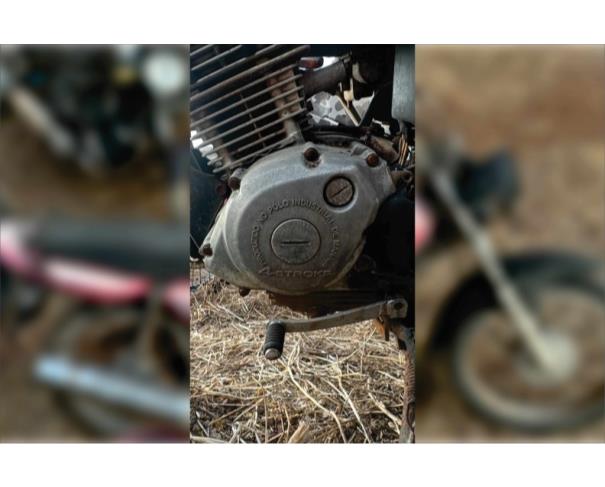 Foto de ARAGUAPAZ/GO - Motocicleta YAMAHA YBR 125E - PARA RETIRADA DE PEÇAS - MOTOR INSERVÍVEL	