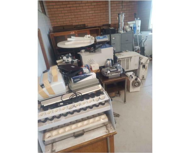 Foto de CHAPECÓ/SC - LOTE DE EQUIPAMENTOS LABORATORIAIS E MOBILIÁRIO