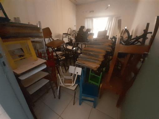 ELDORADO/MS - Diversos itens: cadeiras escolares, cadeiras em madeira, cadeiras de metal